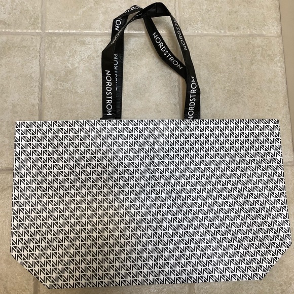 nordstrom lunch bag